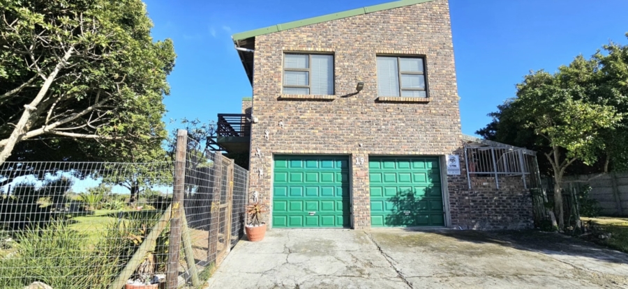5 Bedroom Property for Sale in Franskraal Western Cape